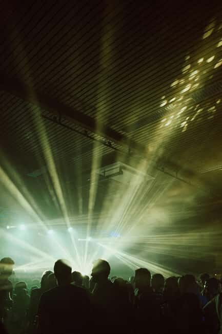 Berlin Club Culture: Experience 3 Iconic Clubs in One Night - An In-Depth Look at the Berlin Club Crawl
