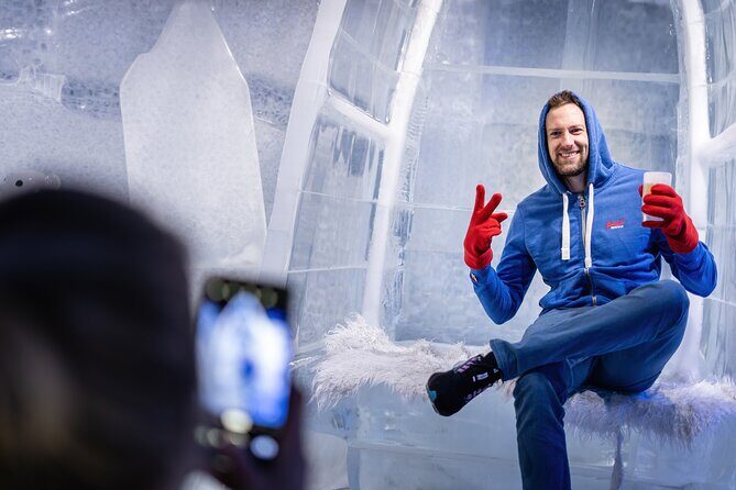 Berlin Combo: Hop-On-Hop-Off Bus and Icebar Ticket - What Does the Tour Include?
