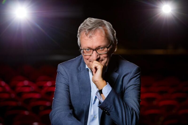 Berlin: Die Stachelschweine - Frank Lüdecke - Träumt Weiter - The Sum Up