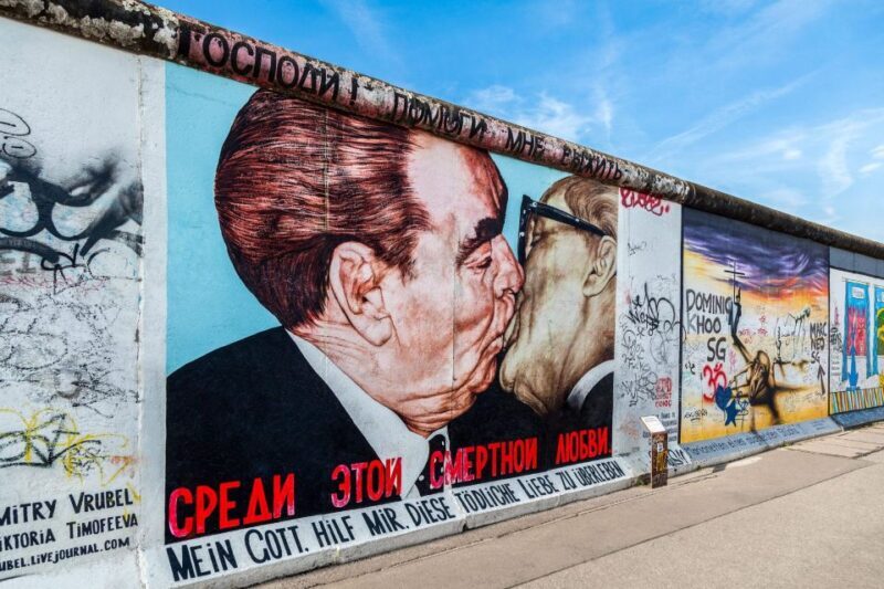 Berlin: East Side Gallery and Cold War Segway Tour - Practical Considerations