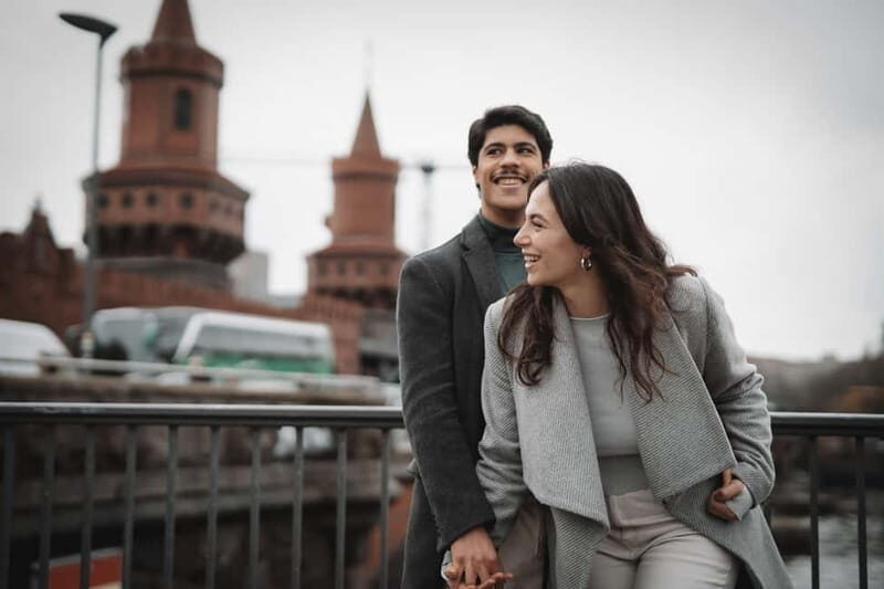 Berlin: East Side Gallery Photoshoot - Authentic Experiences and Real Feedback