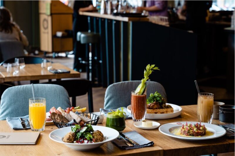 Berlin: Fine Dining Breakfast with Champagne in Schoneberg - FAQs