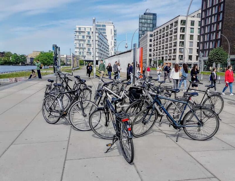 Berlin: From East to West & Wall Tour by Bike with a Guide - FAQs