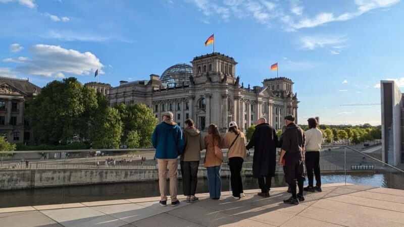 Berlin: Government District & Reichstag Hall Dome Visit - Key Points