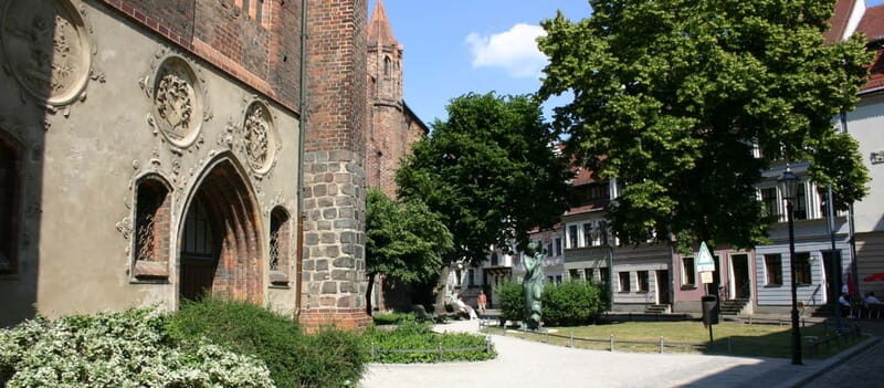 Berlin: Guided Bike Tour to Hidden Gems off the Beaten Path - The Equipment and Logistics