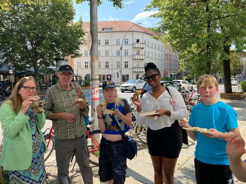 Berlin: Guided Street Food Tour with Tastings - What to Expect on the Tour