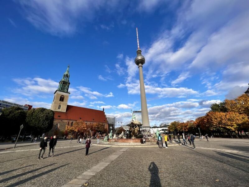 Berlin: Guided Walking Tour in English - A Deep Dive into the Tour Experience
