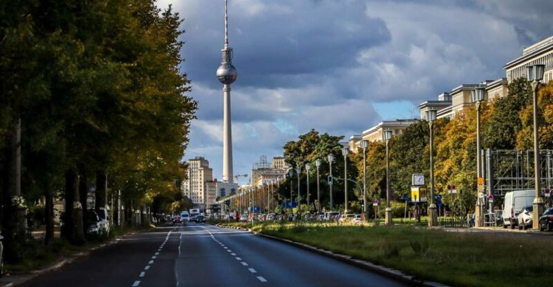 Berlin: Guided Walking Tour in English - Who Will Love This Tour?