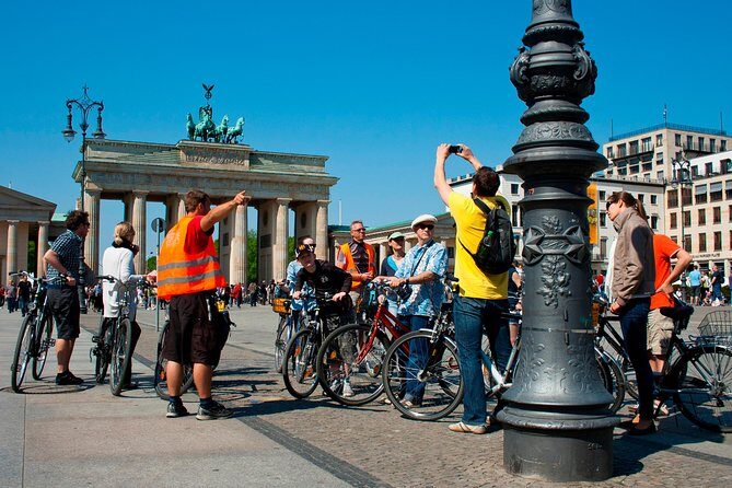 Berlin Highlights Sightseeing Bike Tour in Small Groups - How the Tour Works