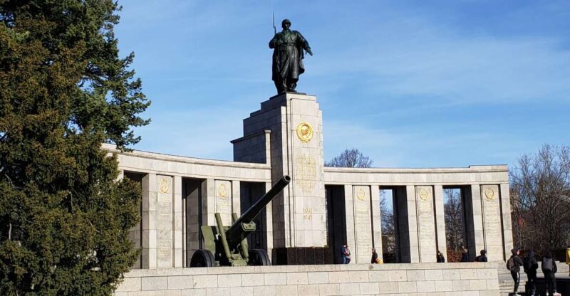 Berlin: Hitler and the Third Reich - a private walking tour - FAQ