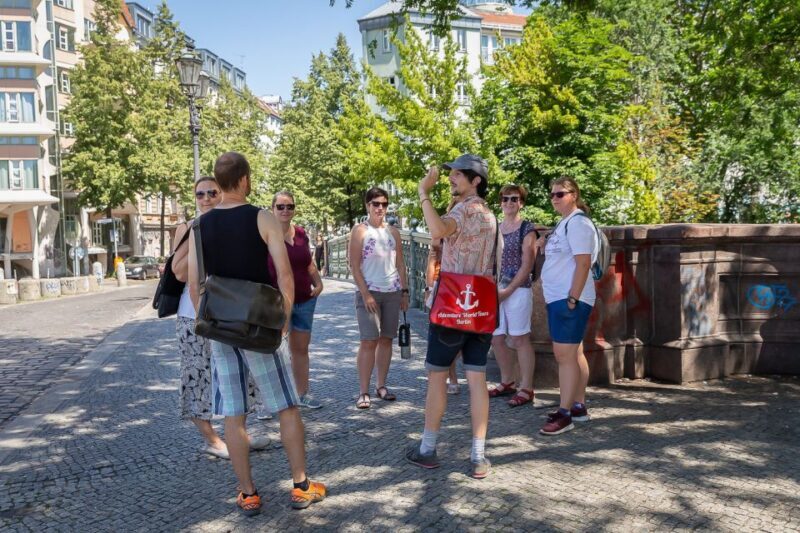 Berlin: Kreuzberg Guided Walking Evening Tour - Unpacking the Kreuzberg Evening Tour
