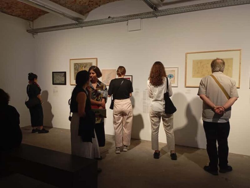 Berlin Mitte: The Center of Culture; Gallery Tour - An Inside Look at the Berlin Gallery Tour