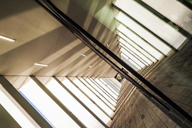 Berlin: Photo course Modern Architecture & Reflections - Key Points