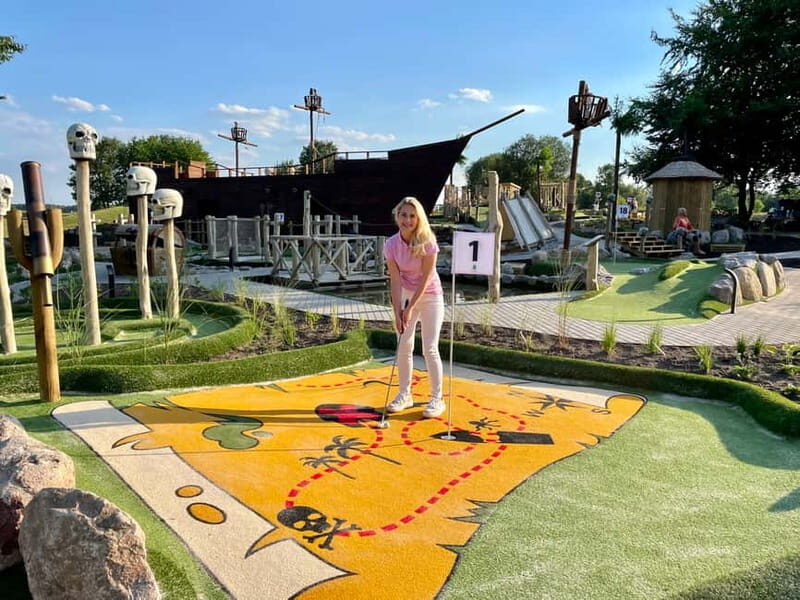 Berlin: Pirate´s Island Adventure Mini Golf Ticket - Price and Value