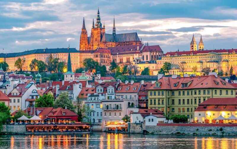 Berlin: Prague VIP luxury Van Day Trip - FAQ