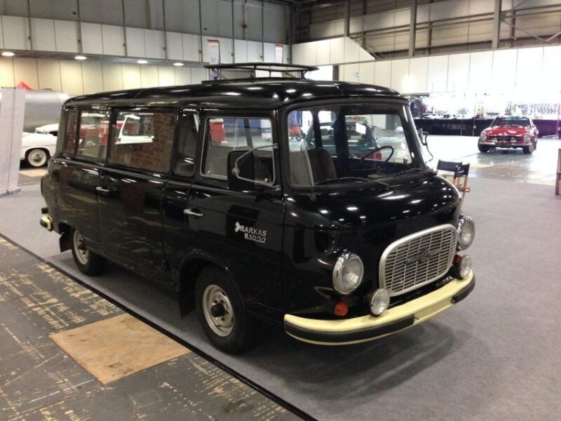 Berlin: Private 2-Hour Sightseeing Tour in Classic GDR Van - FAQ