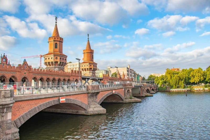 Berlin: Private Architecture Tour with a Local Expert - Key Points