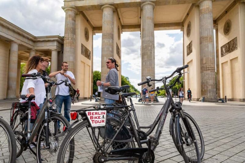 Berlin: Private E-Bike Tour of Mitte and Berlin Wall - Exploring Berlin’s Highlights on Two Wheels