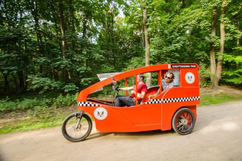 Berlin: Private E-Rickshaw Tour with Hotel Pickup Service - Real Experiences from Travelers