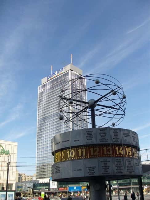 Berlin: Private Highlights Walking Tour - Key Points