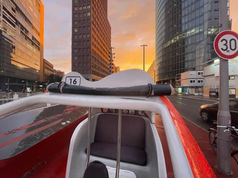 Berlin: Private Sightseeing Tour in an E-Rickshaw - The Experience in Detail