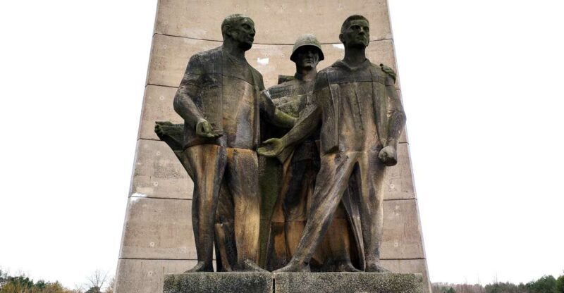 Berlin: Private Van Tour to Sachsenhausen Concentration Camp - A Detailed Look at the Sachsenhausen Private Tour