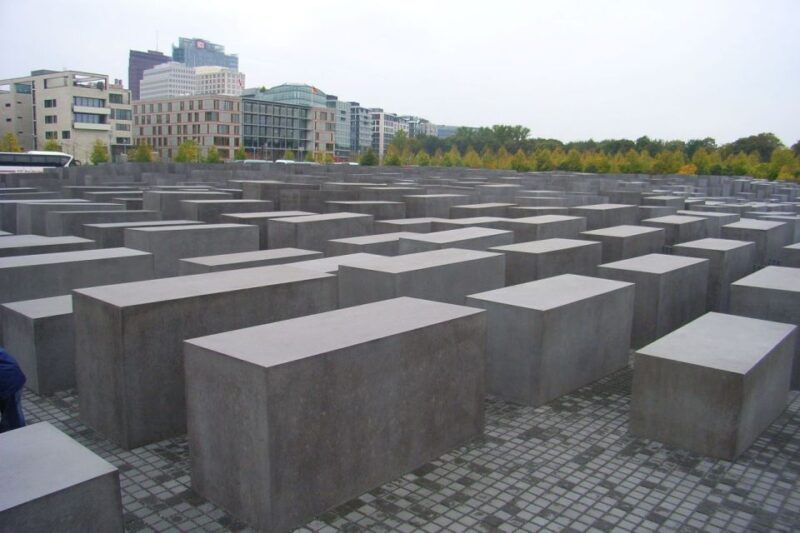 Berlin: Private Walking Tour with a Local Guide - FAQ