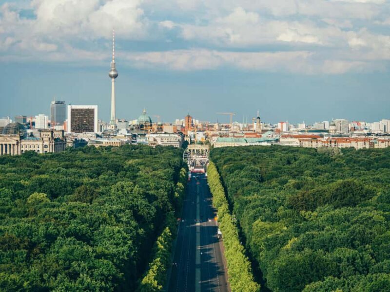 Berlin: Private Walking Tour with Hidden Gems - Key Points