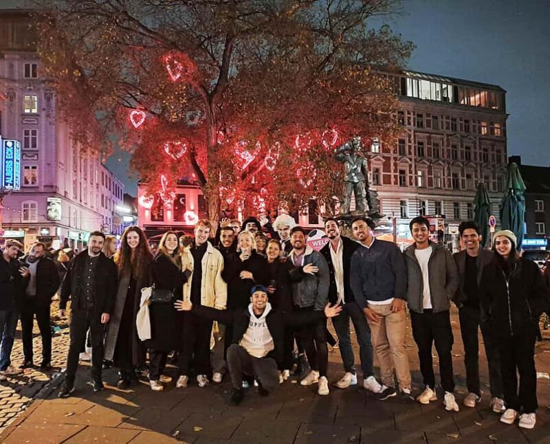 Berlin Pubcrawl: Shots, Party Games, Prices & VIP Club Entry - The Experience of Free Shots and Party Games