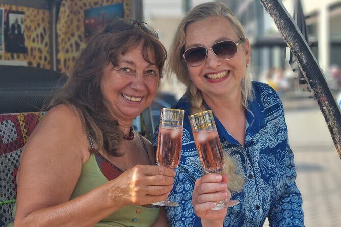 Berlin Rickshaw Tours Historical & Photo City Tour 120min - Sightseeing - Practical Tips