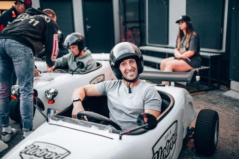 Berlin: Self-Drive City Sightseeing Tour in a Mini Hot Rod - FAQs