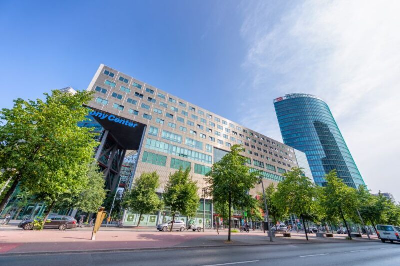 Berlin: Self-Guided Family and School Class Scavenger Hunt - FAQs