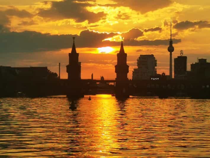 Berlin: Solar Powered Sunset Catamaran Cruise & Audio Guide - What You Can Expect During the Tour