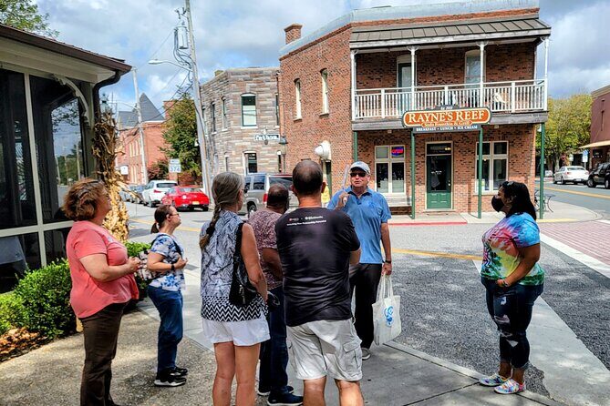 Berlin Tasting Tour: A Delicious Walk Through History - Who is This Tour Best Suited For?