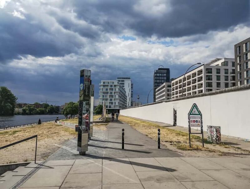 Berlin Wall: Short History & Art Tour at the East Side Gallery - Final Thoughts