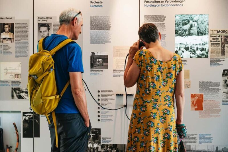 Berlin: Wall Tour  Fates, Love Stories, and Heroes - FAQ