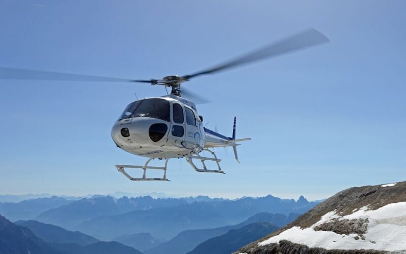 Bern: Mountain & Lake Helicopter Flight for 2 or 3 People - Key Points