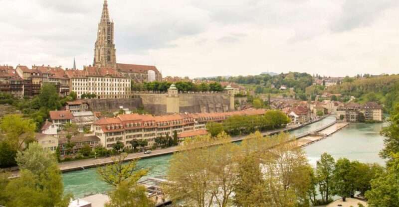Bern: Private Exclusive History Tour with a Local - A Personal Look at the Bern History Tour