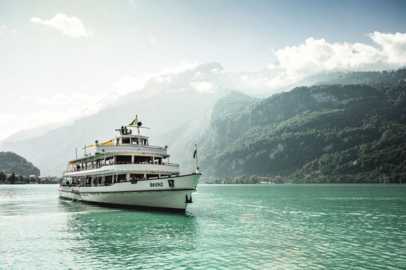 Berner Oberland: Swiss Half Fare & STS Holder 1st Class Pass - Who Should Get This Pass?