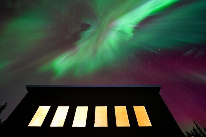 Best Alaskan Cabin Aurora Viewing with Photography @Aurora Camp - Is It Worth the Price?