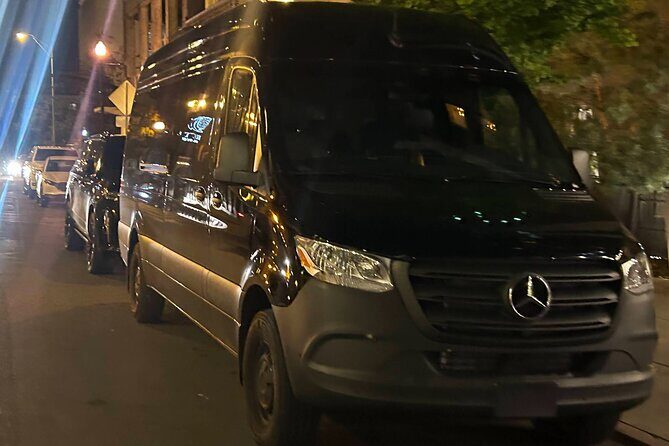 Best Nashville Limo Service, and BNA Airport Round trip transfers - Who Will Love This Service?