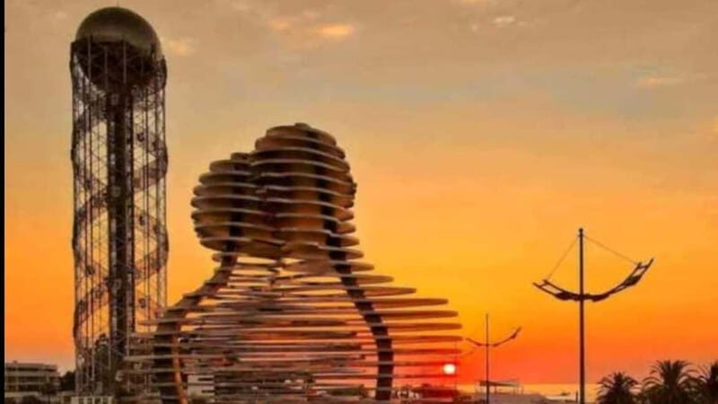 Best Of Batumi: Private, Guided Walking Tour in the City - Key Points