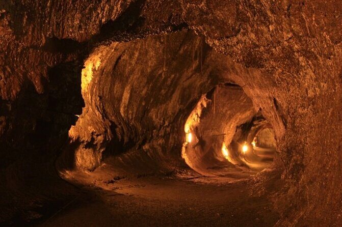 Best of Big Island: Volcanoes, Waterfall, Blacksand Beach & Lunch - Key Points