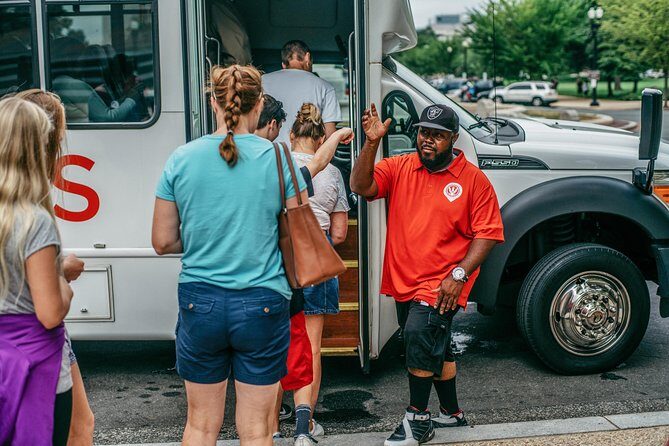 Best of DC Plus US Capitol and National Archives Reserved Entry - What to Expect on the Tour