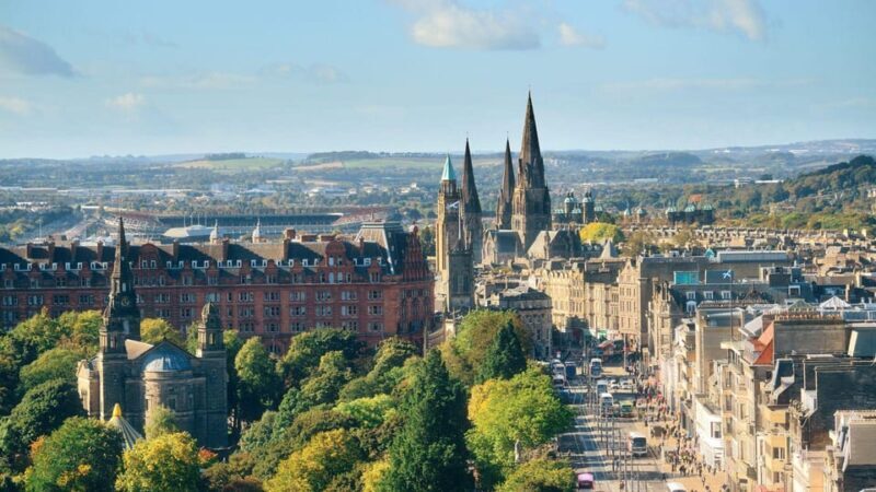 Best of Edinburgh: Private Walking Tour with a Local - Why It’s a Good Choice