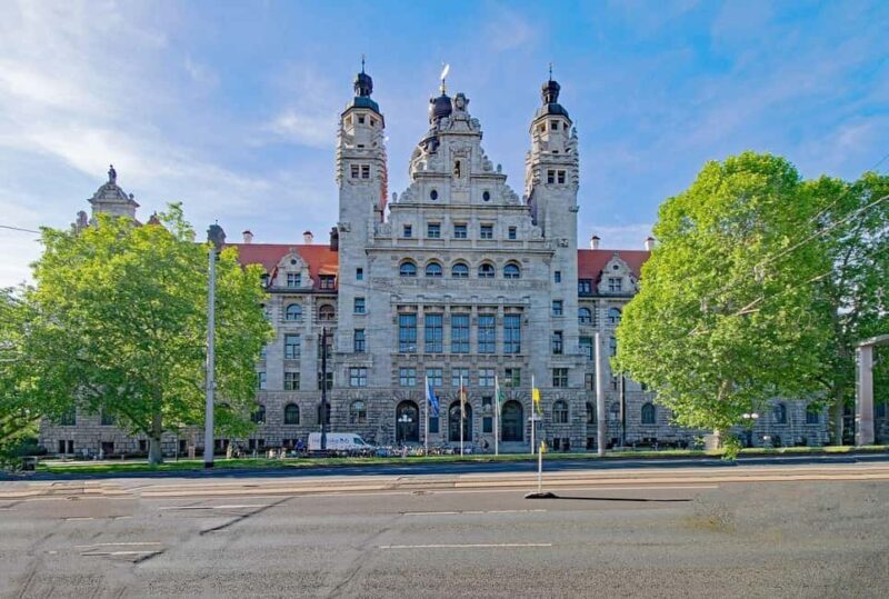 Best of Leipzig Private Walk Tour with a Professional Guide - Key Points