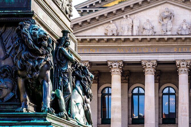 Best of Munich 1-Day Private Tour with Tickets and Transport - Who Is This Tour Best For?