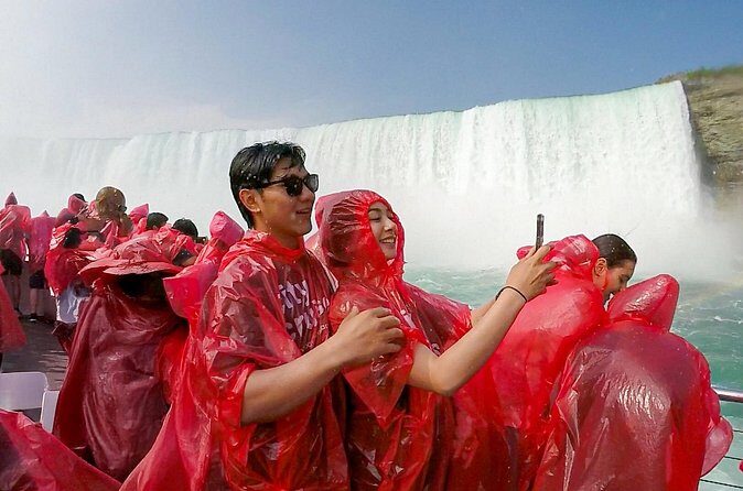 Best of Niagara Falls Canada Tour with Voyage to the Falls Boat - Who’s This Tour Best Suited For?