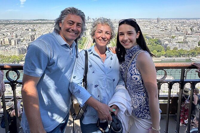 Best of Paris Tour with the Louvre, Eiffel Tower & Notre Dame - An In-Depth Look at What You Can Expect