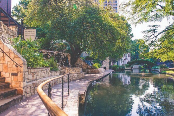 Best of San Antonio Small Group Tour with Boat + Tower + Alamo - A Closer Look at the Tour Itinerary